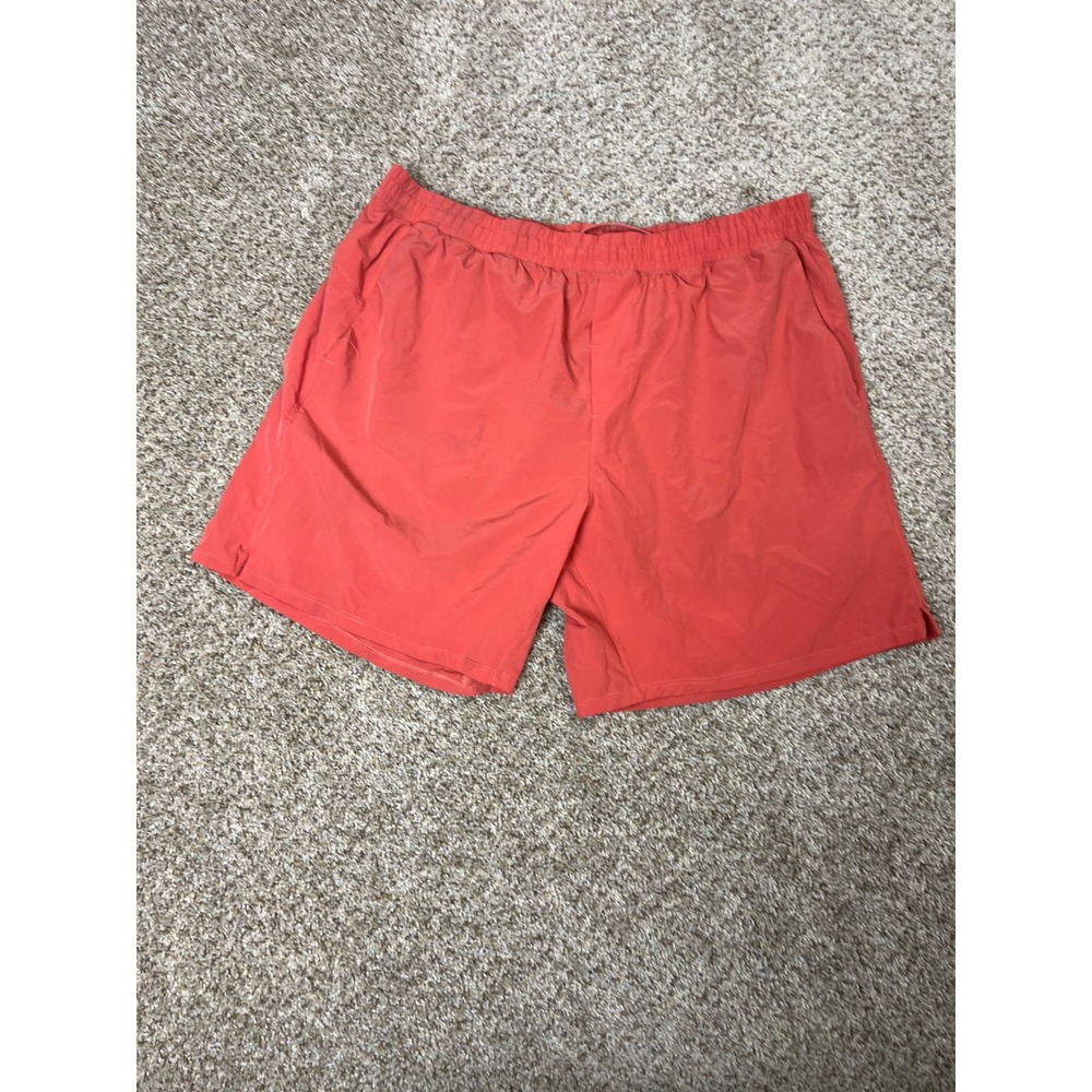 Shinesty Mens Coral Red Athletic Gym Shorts Size XL Lined Zipper Pocket